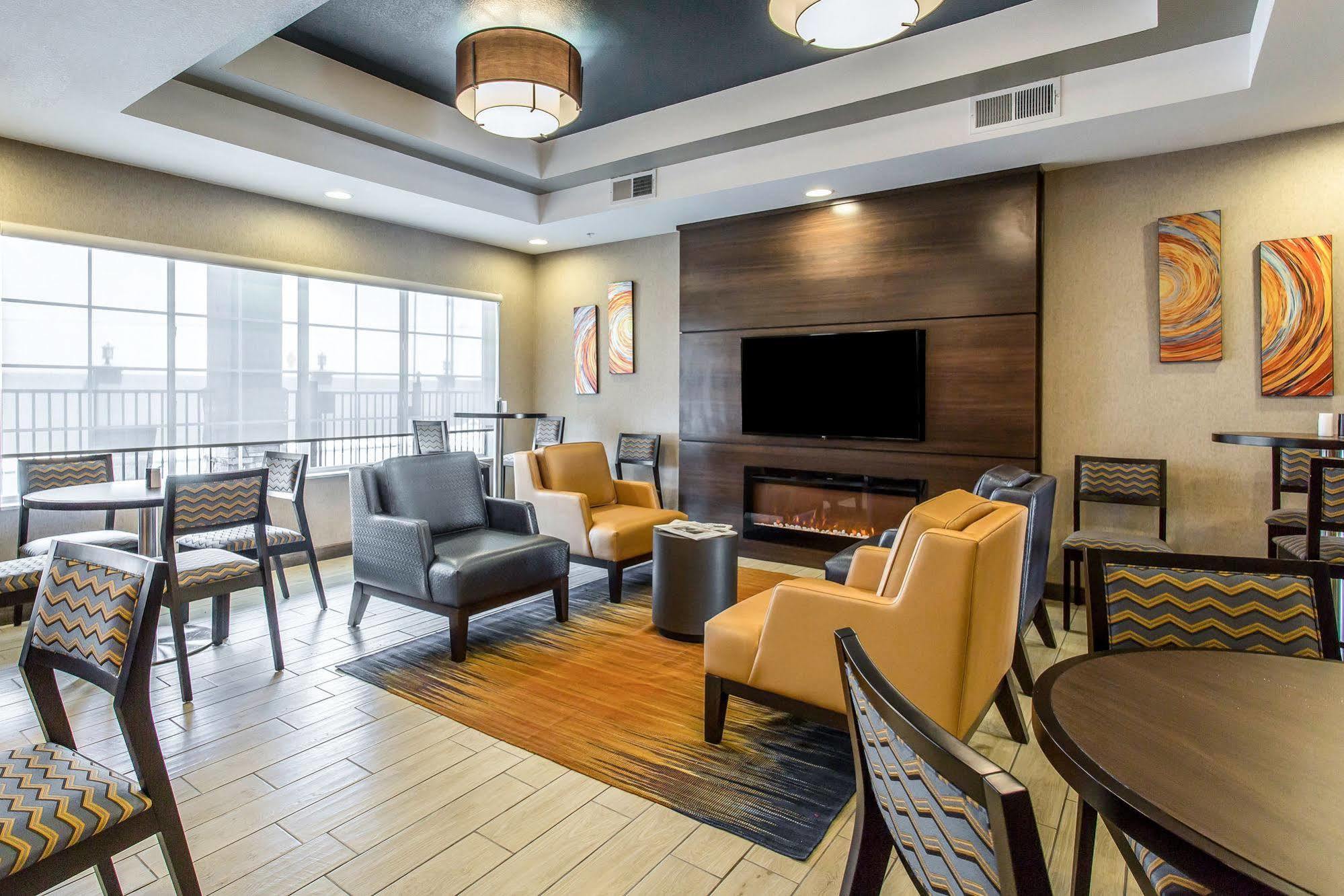 Mainstay Suites Midland Zewnętrze zdjęcie